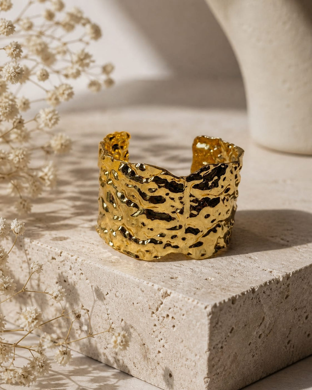 Statment Cuff Kada